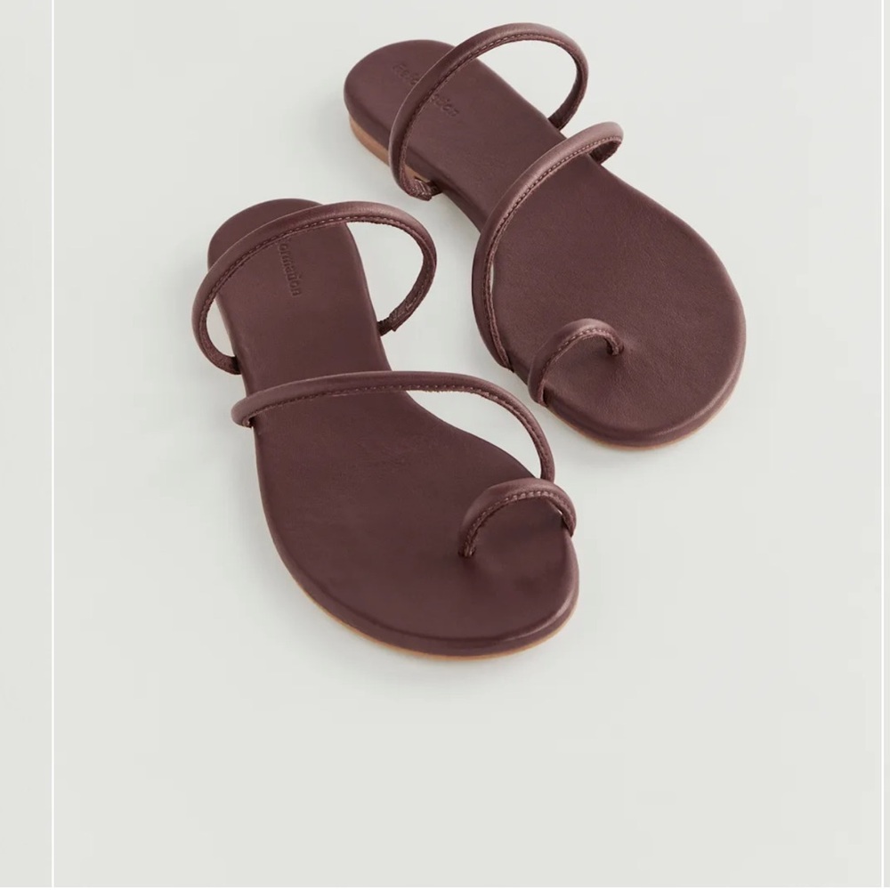 Reformation Ludo Toe Ring Strappy Flat Sandal